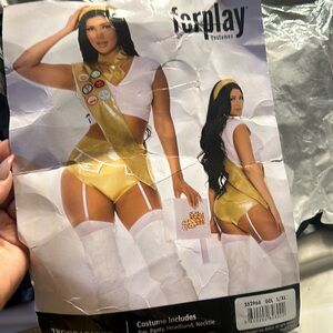 Girl Scout costume in gold size large/extra large